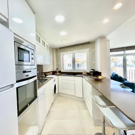 Del Mar Iii Seafront By Eaw Homes *
