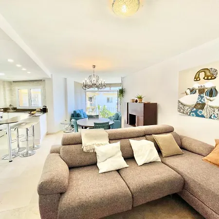 Del Mar Iii Seafront By Eaw Homes